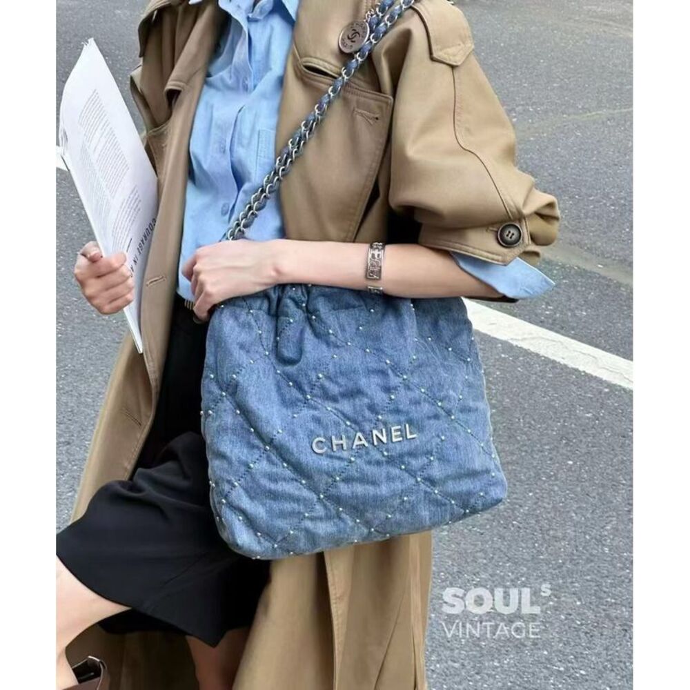Chanel Women Pre-Loved Bag Very Good Condition